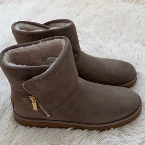 UGG classic mini Kip suede lined boot